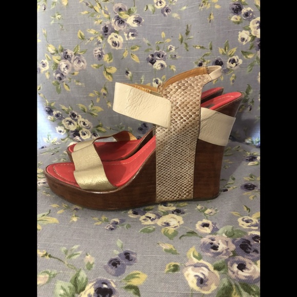 **GENTLY USED** High End Funky Wedge Sandals - Picture 2 of 4